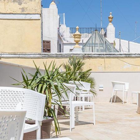 Villalobos By Cadiz Time Exterior photo