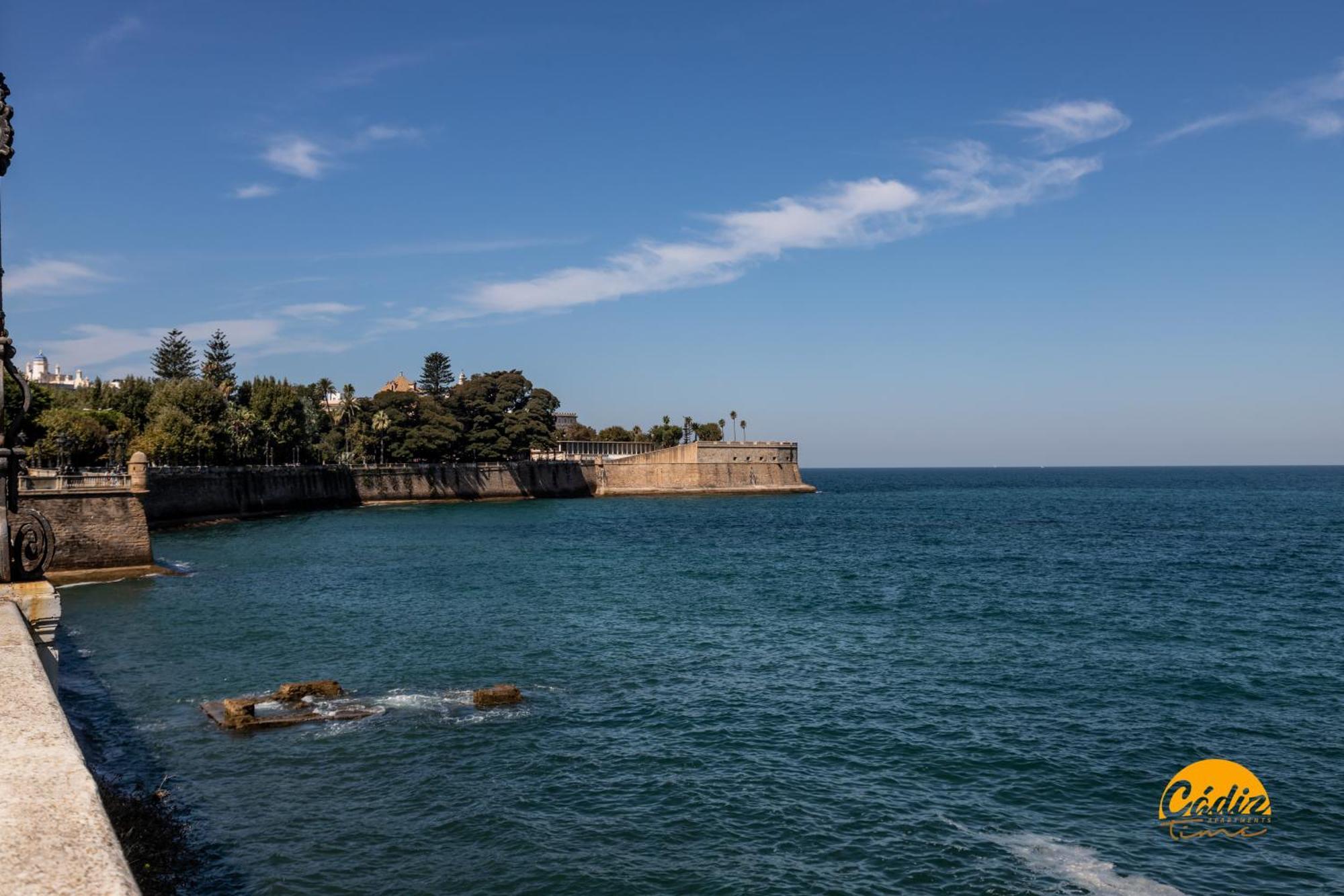Villalobos By Cadiz Time Exterior photo