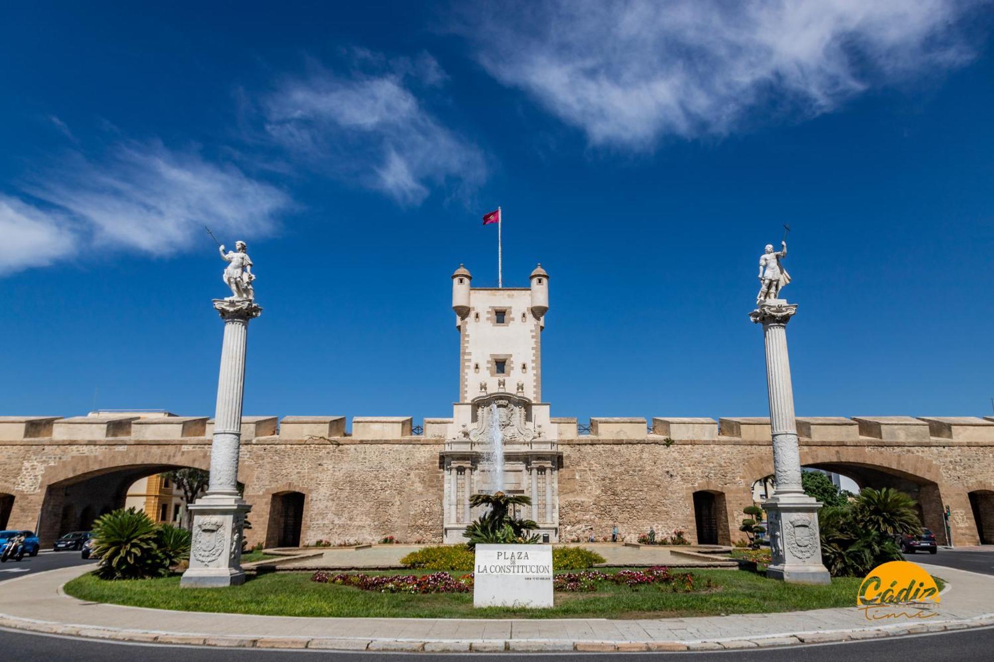 Villalobos By Cadiz Time Exterior photo
