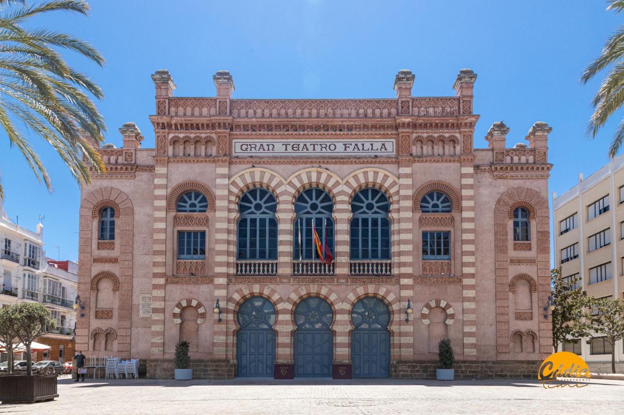 Villalobos By Cadiz Time Exterior photo