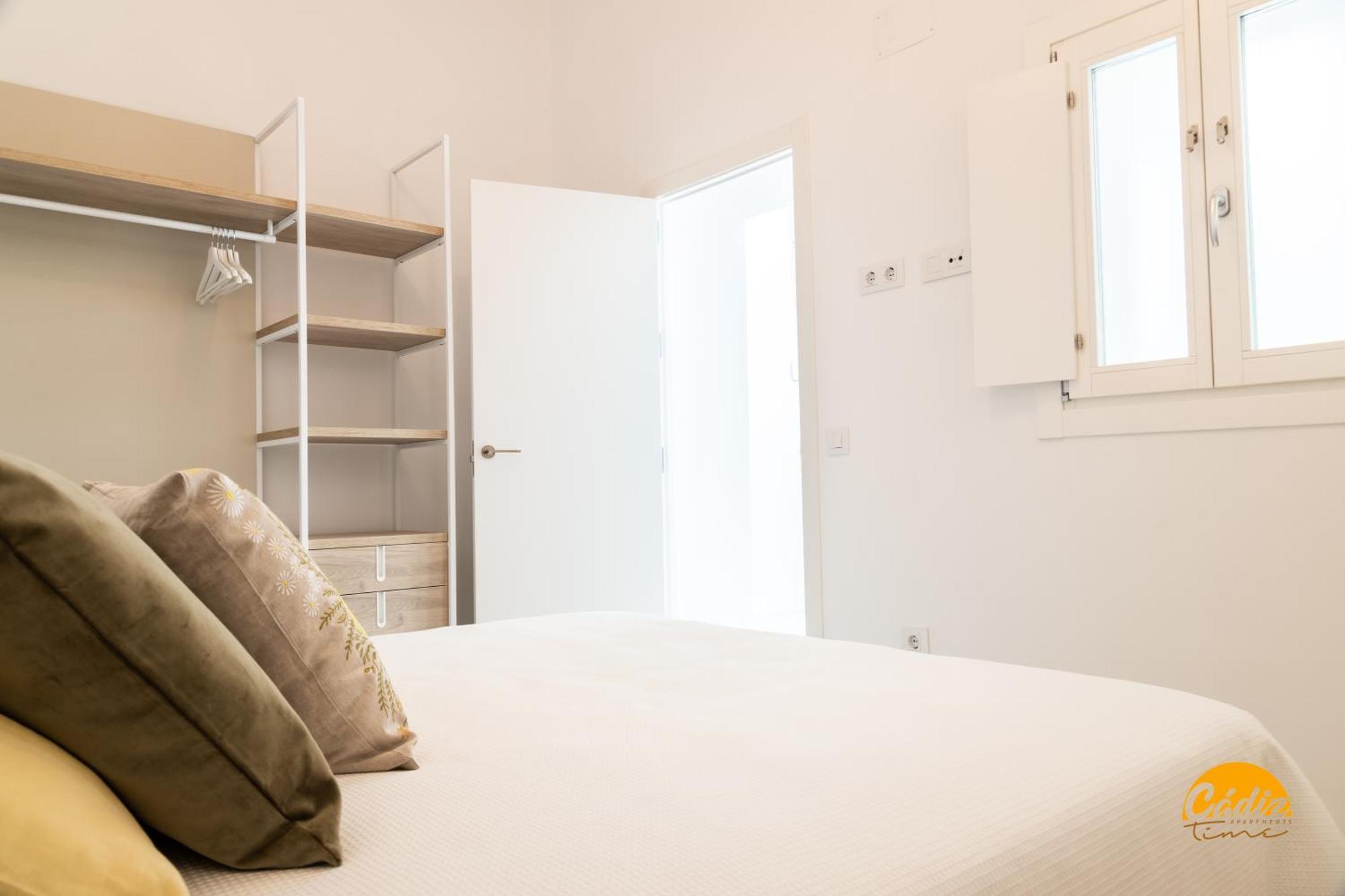 Villalobos By Cadiz Time Room photo